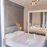 Santorini * Năvodari