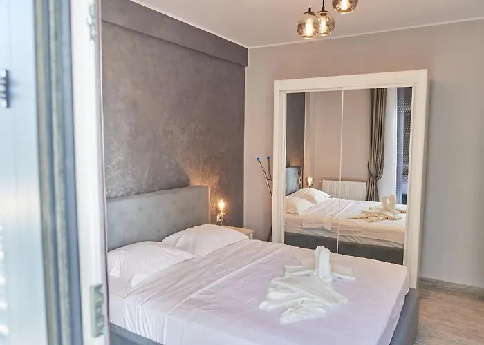 Santorini * Năvodari